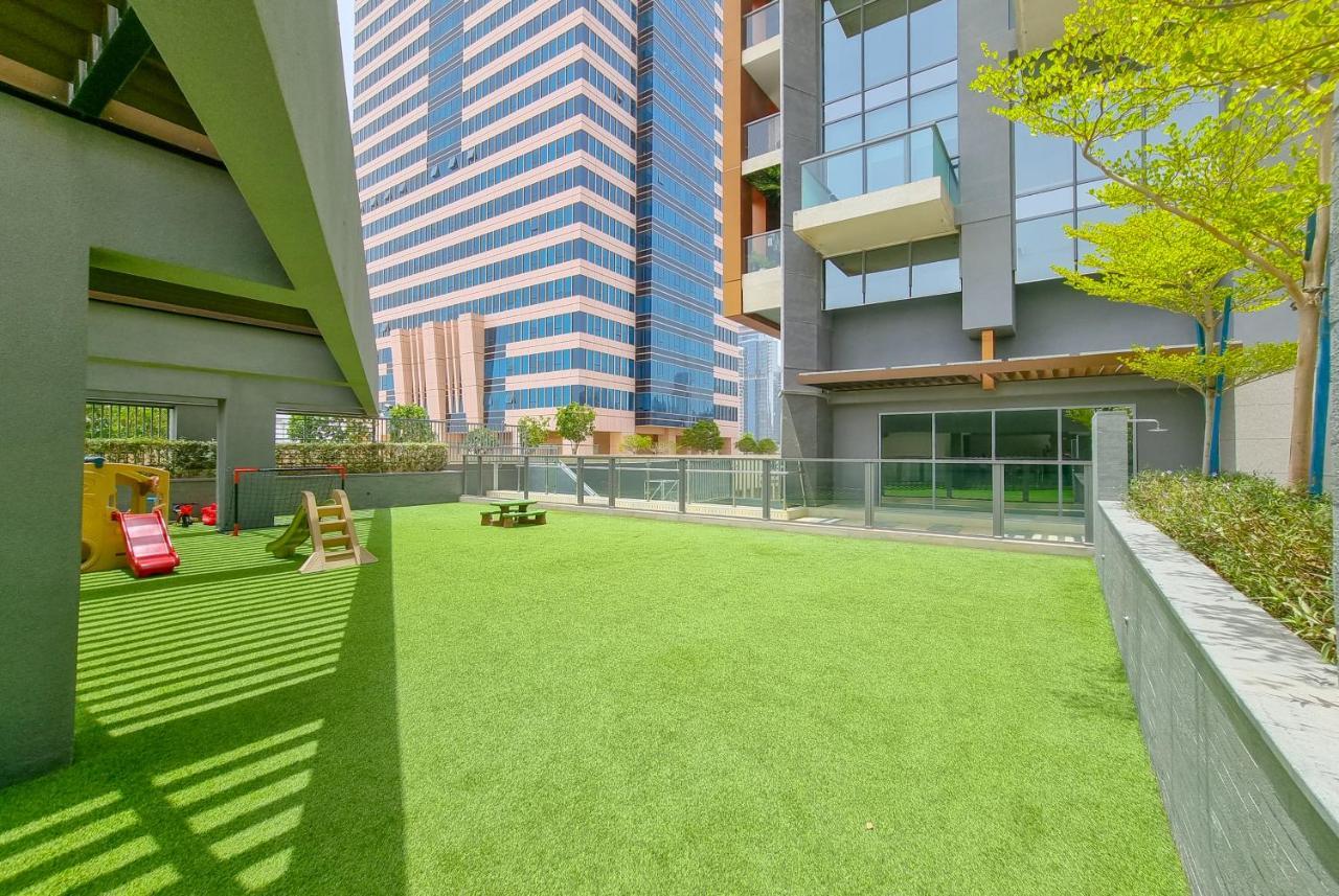 Eden'S Homes & Villas - Millennium Atria Residences Dubái Exterior foto